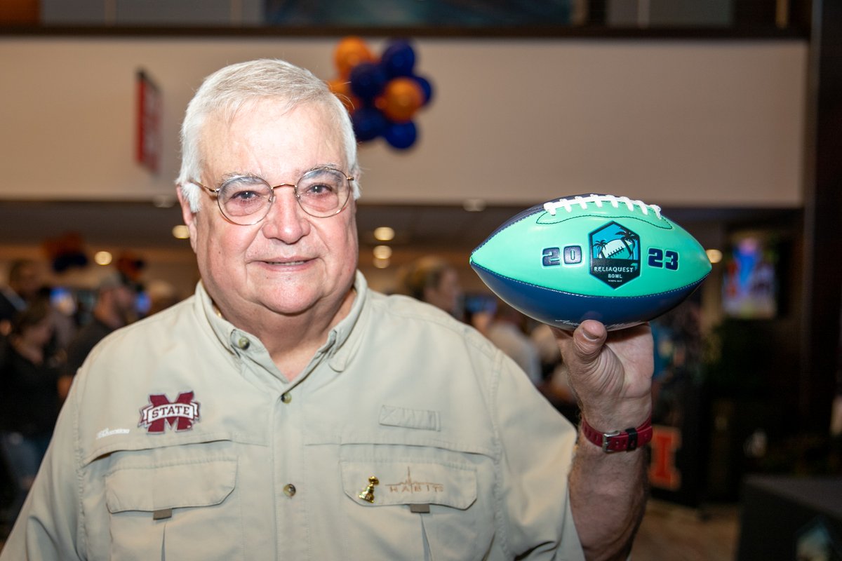 ReliaQuest's tweet photo. We're proud to welcome @HailStateFB &amp; @IlliniFootball to Tampa Bay for the @ReliaQuestBowl Contract Signing Party. Tonight, we gathered to recognize the achievements of both teams and celebrate the impact of the Bowl game on the local community. #ReliaQuestBowl #MakeItPossible https://t.co/vYo7CmcXNz