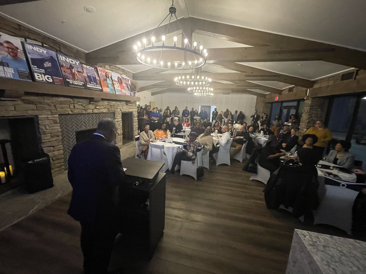 Celebrating the great things happening on the east side of Indy <a href="/msdwarren/">MSD of Warren Township</a> Tonight focusing on “The Indy Far East” magazine which tells the stories of the dynamic neighborhoods &amp; people. P30 is the hosting facility which is impressive! <a href="/wrtv/">WRTV Indianapolis</a> Proud to emcee this event.