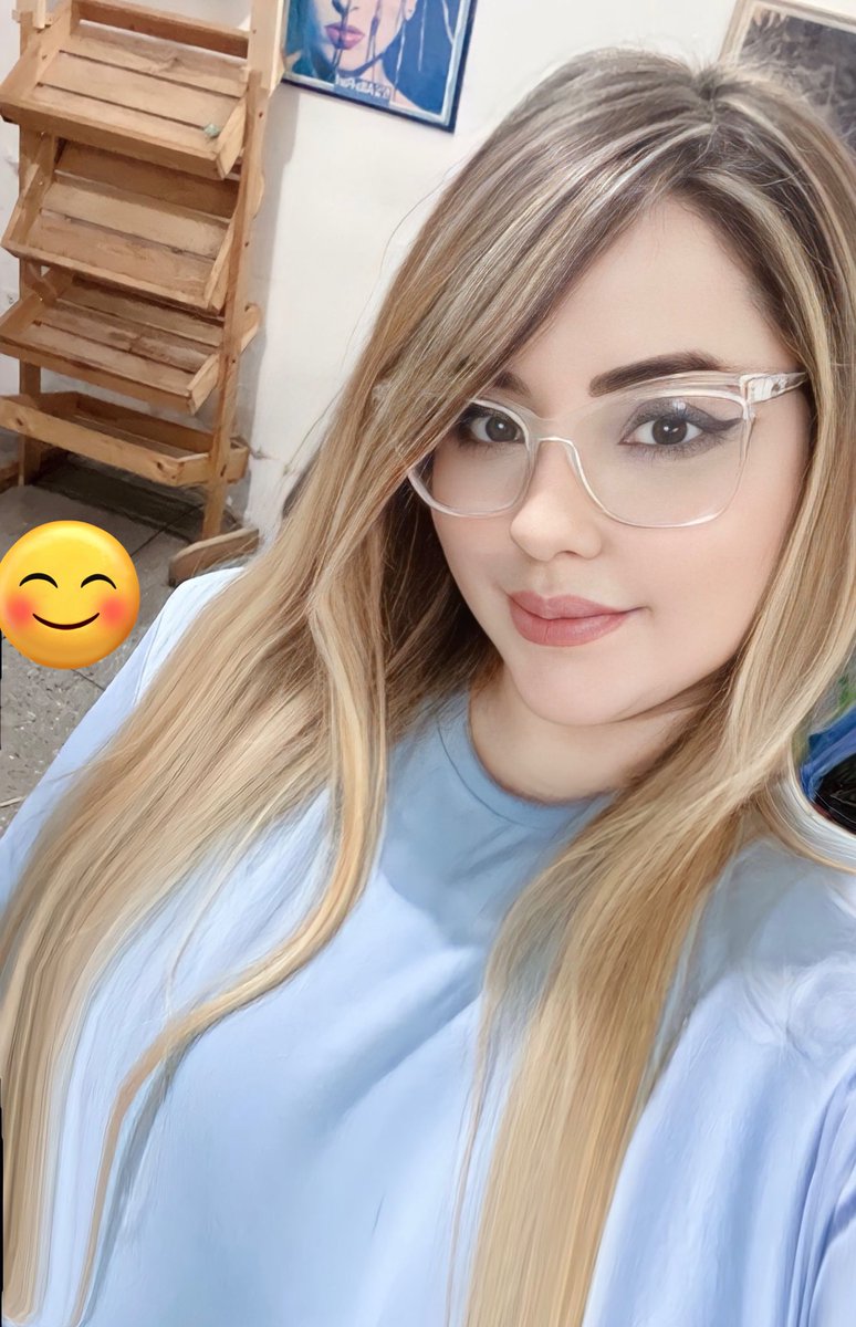 dracortezmaria's tweet image. Hola ahora soy rubia 🙈