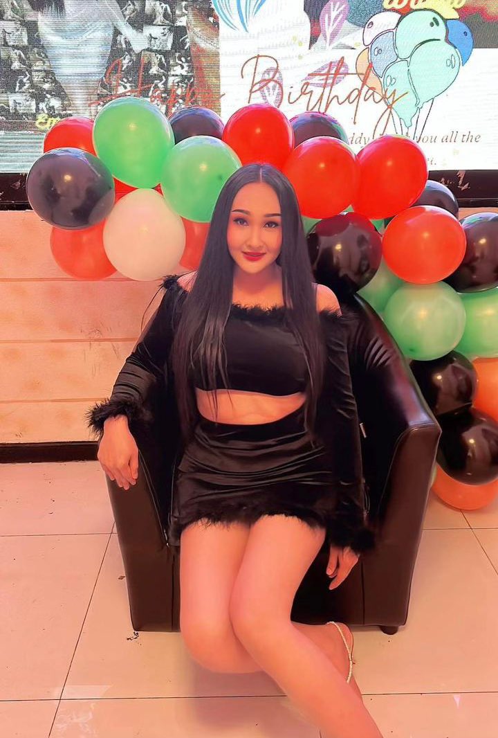 LadyboyAlain tweet media