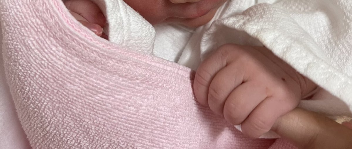 chi159nen's tweet photo. 私事ですがこの度新しい家族が増えました👶🏻

知念くんのヲタクは卒業する予定は無いけど、現場にはなかなか行けなくなってしまうかもしれないです…😹
それでもみんなのツイート見たり、お話するのが楽しいからまだこの垢でも仲良くしてくれたら嬉しいです🥹 https://t.co/4ro01y93gV