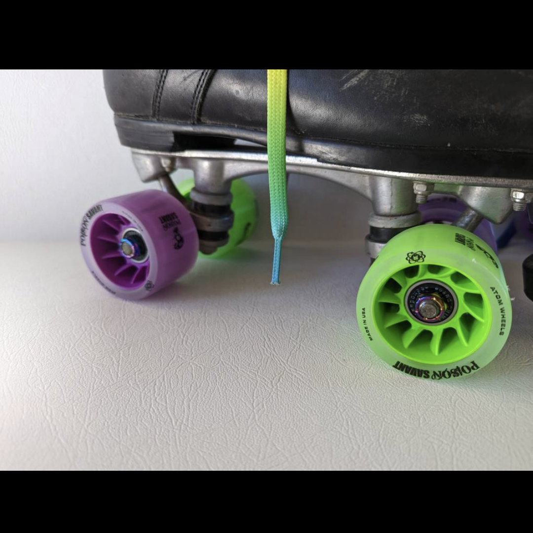 DefiantUpgrades's tweet photo. New friend Shay shared these photos and a 5-star review after putting some Defiant Upgrades custom oil slick axle nuts on their derby setup.

Thanks for the support, Shay!

#defiantupgrades #areyoudefgiant #iamdefiant #expressyourindividuality #derby #rollerderby #derbygirl #suic https://t.co/BTjZb5EzZM