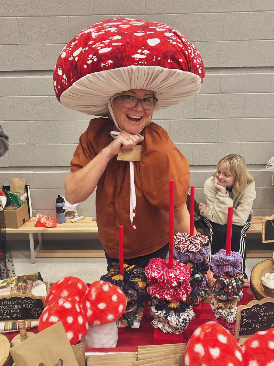 Ms. Gander tweet media