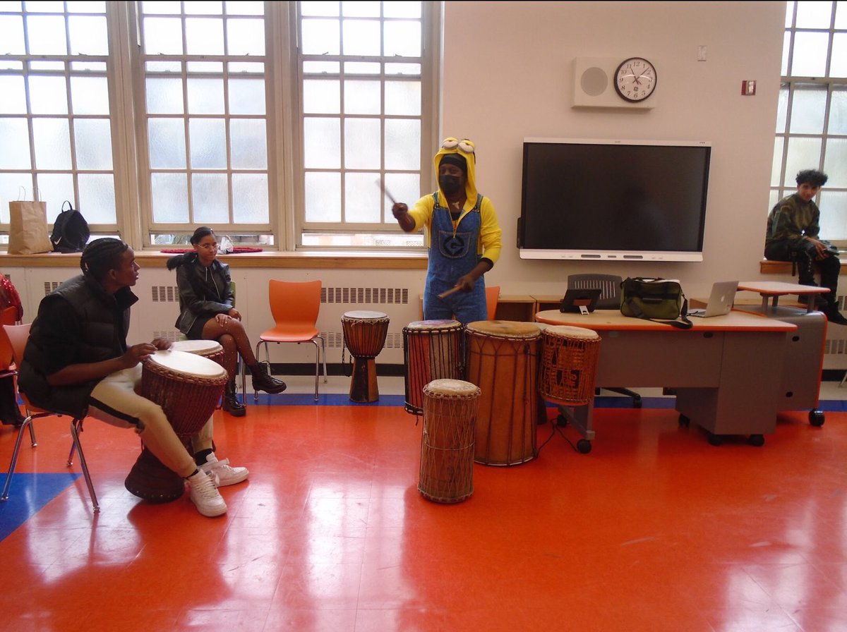 Bronx International tweet media