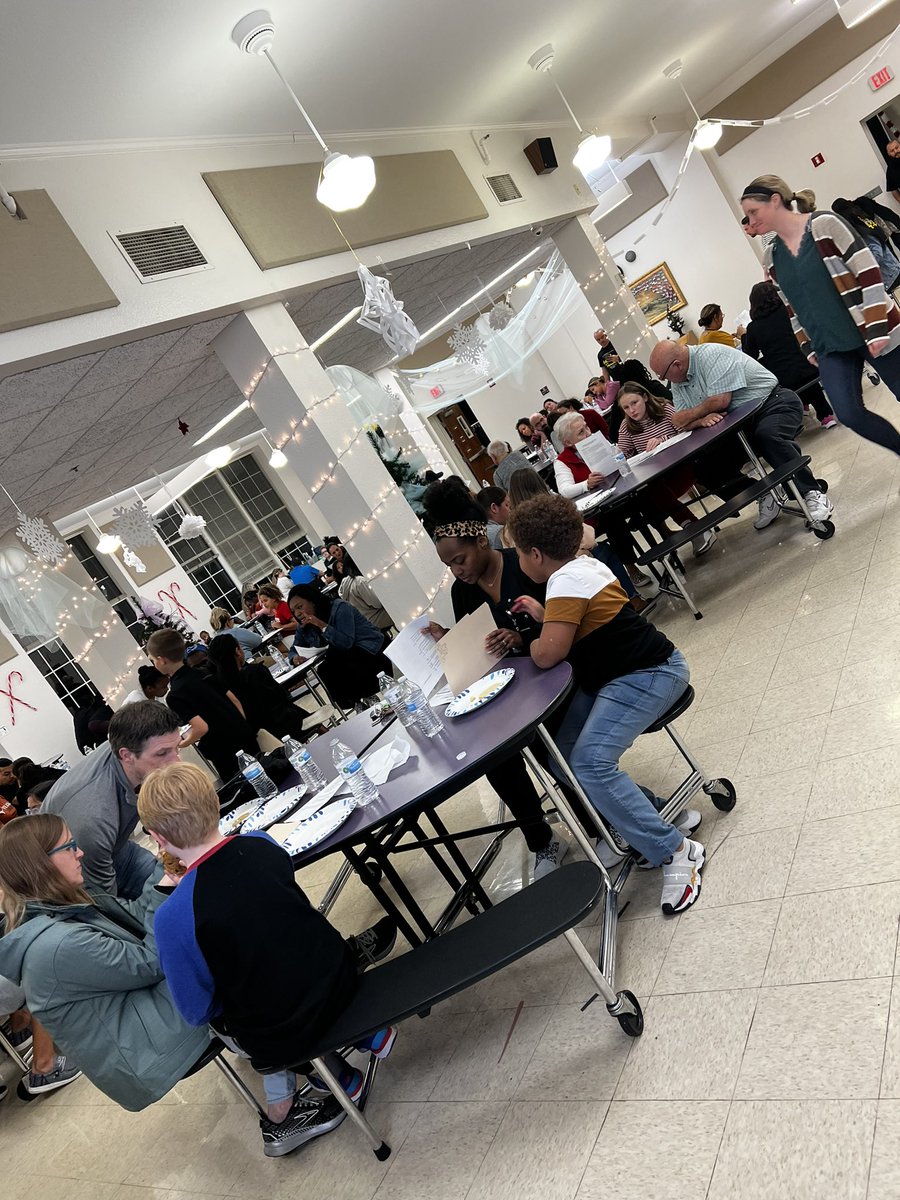 Brandi Thompson tweet media