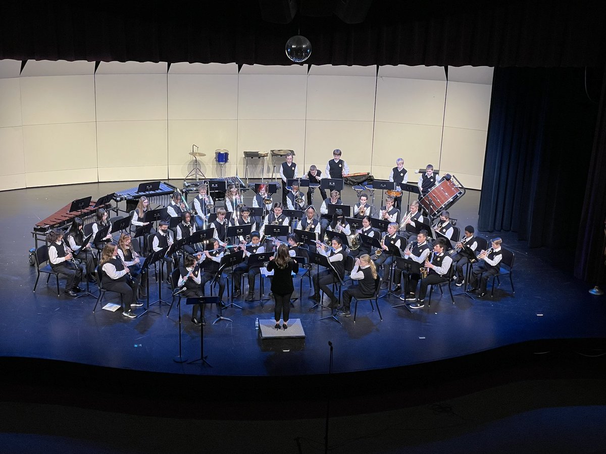 dcssteen's tweet photo. Great performances by the Page Middle School 6th, 7th and 8th grade bands at the Winter Concert tonight!  #wearelamphere https://t.co/BmnXBAjlQS