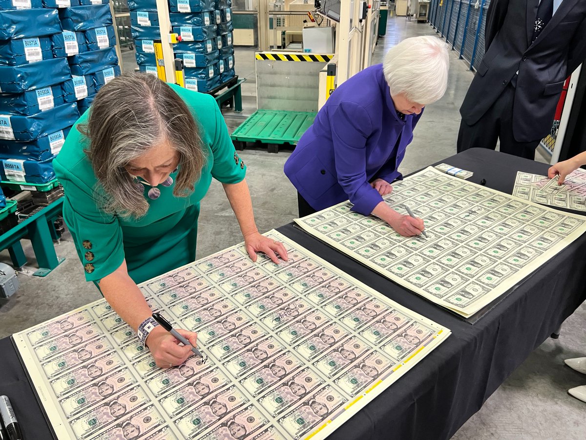 JustinWolfers's tweet photo. I didn't realize she signed them by hand. https://t.co/GBpqSBTNrV