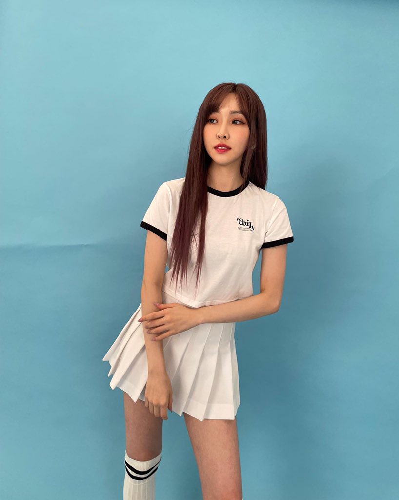 #멍쮸 [📷]⠀ 

🦋🐬💎💙
 ⠀ ⠀