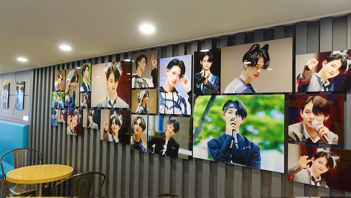 niki_gall's tweet photo. 니키 생일 카페 이벤트가 어제부터 진행되고 있습니다😆💕 따뜻하게 입으시고 사랑스러운 니키 많이 보고 가세요🤩 https://t.co/v80fZQf87c