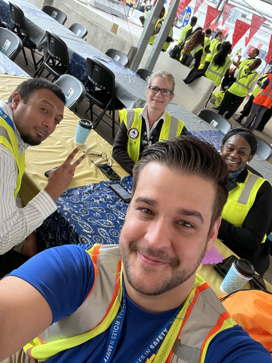 UALCONQR's tweet photo. Whoever says a midwesterner can’t rodeo….is wrong.  ORDCS brings home a win from 2022 Safety Rodeo. @rickvual  @amgabb @Tobyatunited @SashaJDC @MikeHannaUAL @pastamama13 @OmarIdris707 #GoodLeadsTheWay #United @clarida123 @OrdSafetyUnited https://t.co/cY0ceNlstE