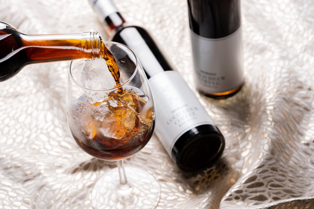 ☕️【告知】☕️
本日21：00より香福屋からのちょっと早いクリスマスプレゼント企画発表します！
今夜のツイートをお楽しみに♡

#プレゼント企画
#モニター募集