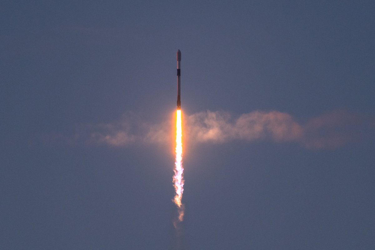 SLDelta45's tweet image. The holiday season brings joy &amp;amp; cheer, but also more launches! This evening&apos;s successful ONEWEB 1 launch is the 12th of the quarter &amp;amp; brings this quarter&apos;s total payloads on orbit to over 100. Thank you for enabling us to #SetThePaceForSpace from the Eastern Range and AATS.