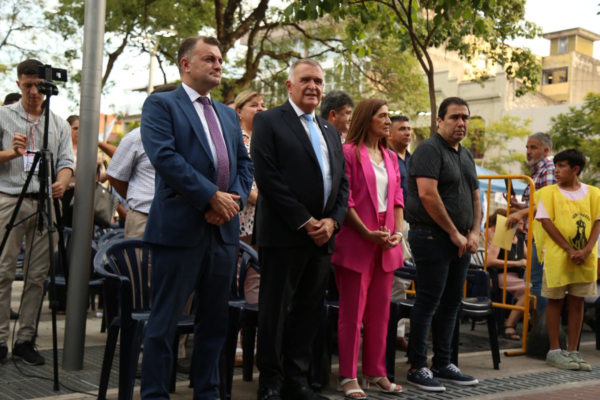 AlbarracinDif's tweet photo. Con alegría, junto a miles de fieles y autoridades provinciales y locales, participamos de las celebraciones en conmemoración a la Inmaculada Concepción de la Virgen María en un día muy especial para todos nosotros. #DiaDeLaVirgen #Ley9135 https://t.co/Rc45lyaGDT