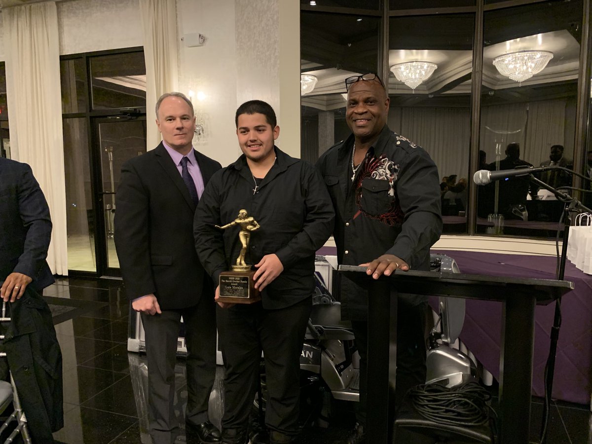 Congratulations to Luis Morales, the 2022 recipient of the Crocker Family Award. The highest honor for a New Rochelle football player. Go Huguenots!