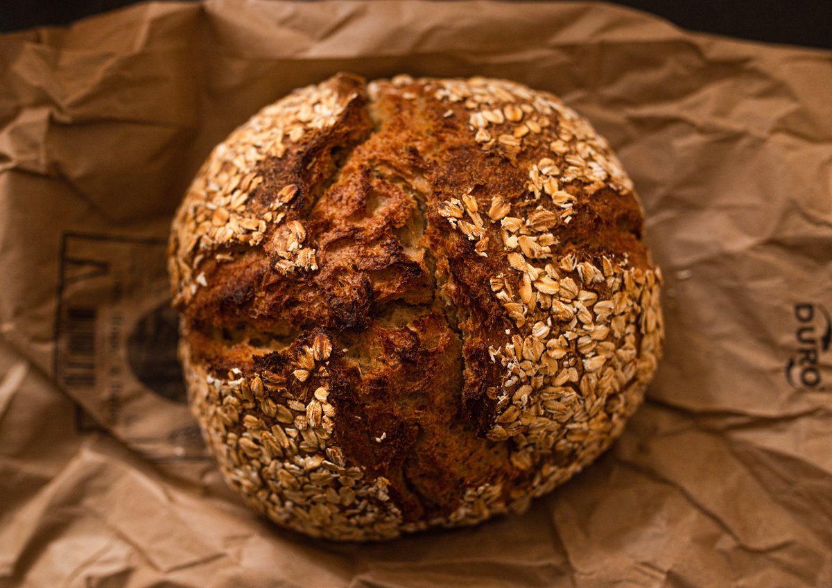 fotogosaurus's tweet photo. give us this day https://t.co/pl6hcKx8AD #VT #Vermont #NewEngland #loaf #Bread #freshBread #LocalFood #LocalBread #LocalBakery #GiveUsThisDay #Blessed #moment #Think #reflect #Sigma #Canon #StillLife #InTheKitchen #OnTheCounter https://t.co/McLvY9zYoL