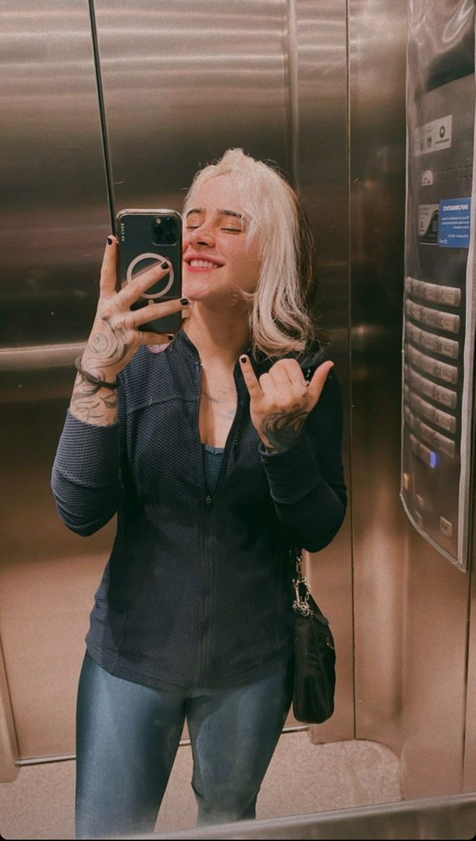 Felicidade tweet media