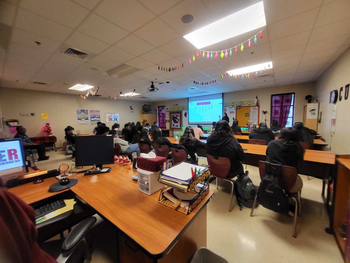 LP_CISCC_LFU's tweet photo. Great presentation today at our "Me&amp;You" mentoring group @LFUnited with our 9th grade CIS cohort @cameron_cis 
Thank you to A New Today Counseling Program Director Shauna Ortiz for elaborating on Holiday Stress and Expectations.

#allinforkids
#classof2026
#WhateverItTakes https://t.co/7Gw9IPp1U0