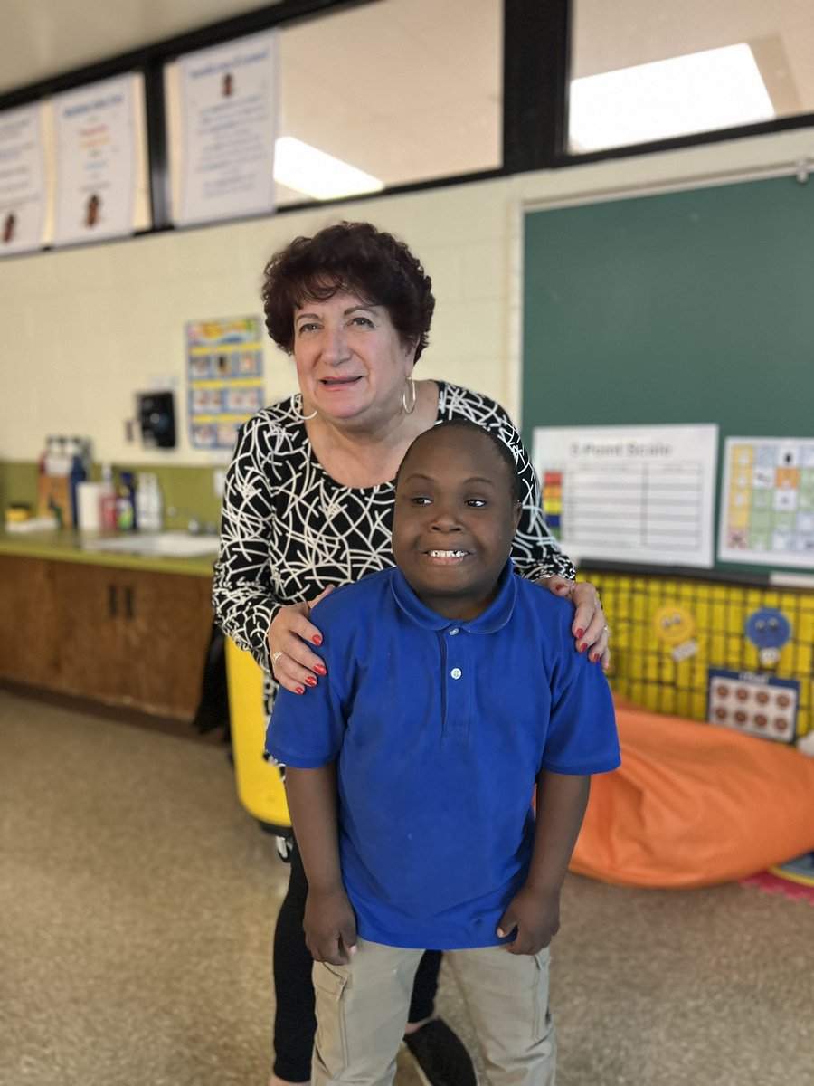 Angela Shea tweet media