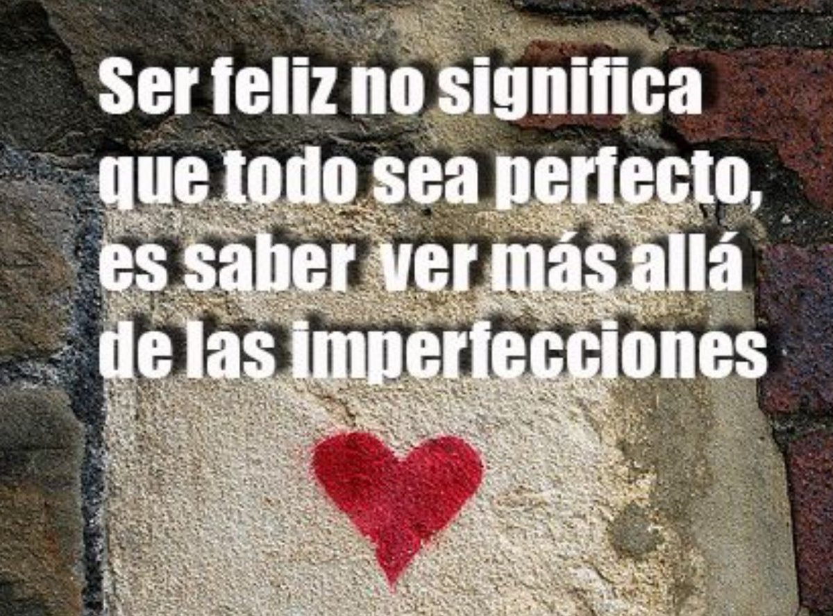 ¡Gran verdad! Too many people confuse happiness with perfection... Yet, looking beyond the imperfections of life is so important in order to be happy and live in peace.
#PadreAlbertoCutié
#HablandoClaroconelPadreAlberto 
#InspirationalQuotes 
#Faith
#Hope
#Love