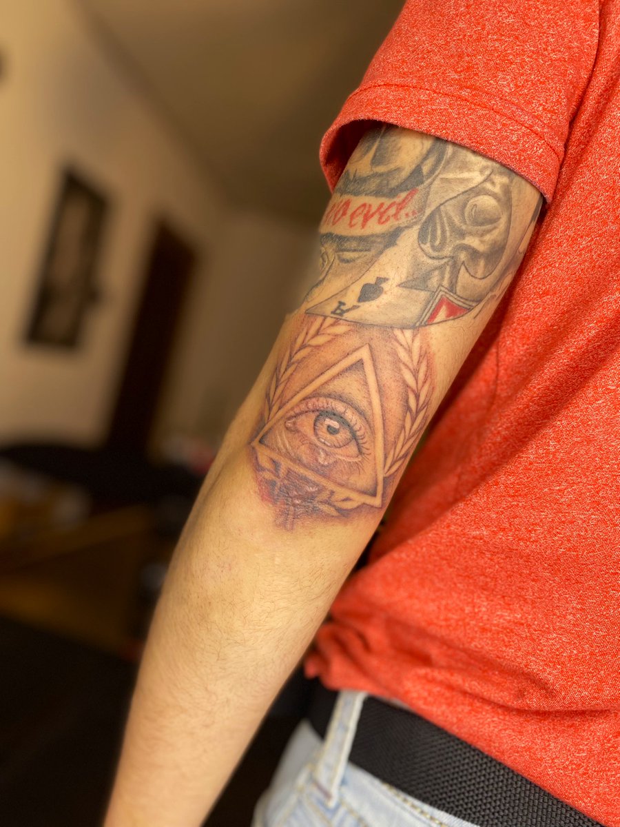 I’m him ✍🏻🔥 hmu to schedule an appointment