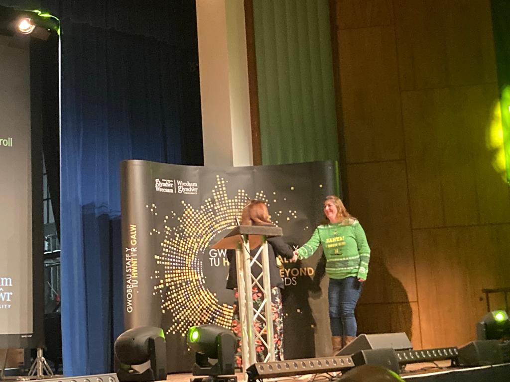 WUNursing's tweet photo. Well done #StAsaphNursing #Commendation #WorkingCollaboratively #WGU #Awards @GlyndwrUni @prifglyndwr Our @NettieNoo79 picked up the Award on behalf of the team @theopticcentre @alesterowen @CLenno2 @gilltruscott @JulieMoss3 @MadiRuby1 https://t.co/j2gmSjp4wV