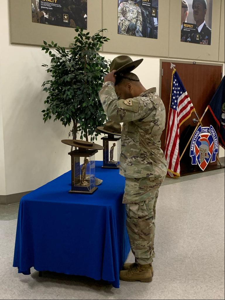 30thAG(REC)BN_CDR tweet media