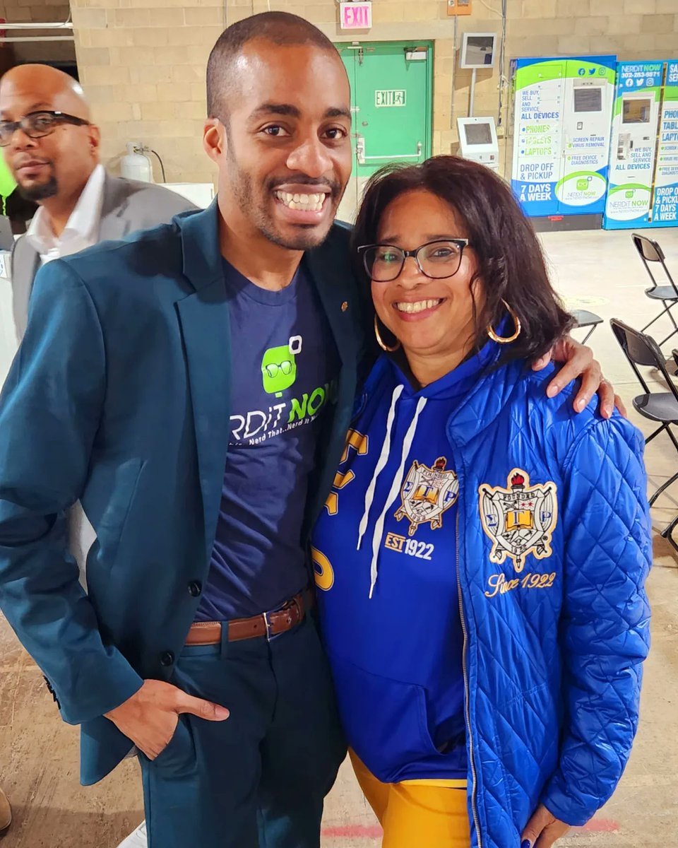 𝓐𝓷𝓽𝓲𝓸𝓷𝓮𝓽𝓽𝓮 𝓑𝓵𝓪𝓴𝓮 tweet media