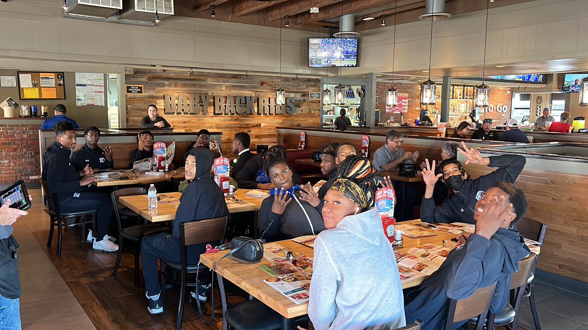 Lunch after a 71-30 victory Let’s keep rolling 1-0 Next game <a href="/7pm/">Huong Le</a> <a href="/Estacado_Sports/">Estacado HS Athletics</a> <a href="/EHSHOOPS1/">Estacado Basketball</a> <a href="/AthleticsLISD/">Lubbock ISD Athletics</a>