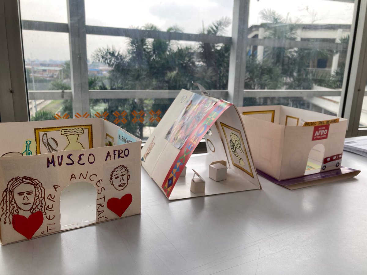 MVRColombia's tweet photo. Marzo 2022: Hoy recordamos la participación de #UnMuseoParaMí, por invitación del Museo Nacional de Colombia, en los Laboratorios Comunitarios de Co-Creación celebrados en marzo en Cali y Cartagena, para diseñar el primer Museo Afro de Colombia. @museonacionalco @IcomOfficiel https://t.co/9I3thwPAal