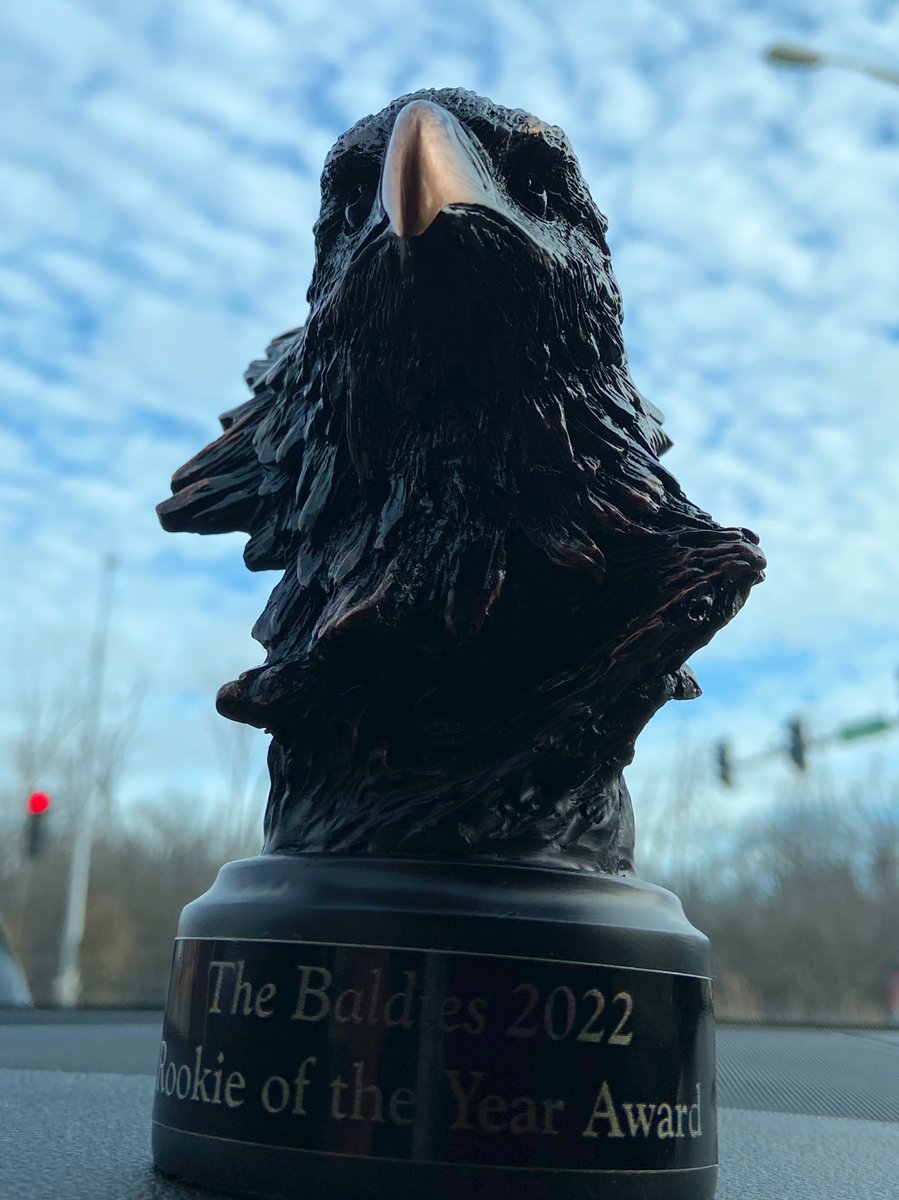 ALundberg6's tweet photo. On Tuesday I celebrated 6 months at @_Americaneagle - how time flies! And today, I won a Rookie of the Year award at our all staff meeting! So excited for this honor and recognition - it means a lot ⭐️ https://t.co/T6Bn5aByw5