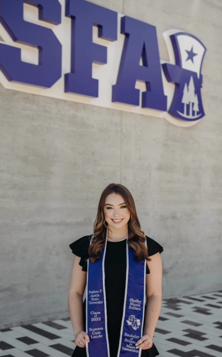 SFASU's tweet photo. For commencement ceremony information, including dates and times, visit https://t.co/ZQuH2ju2lV. #SFA22 https://t.co/FtHRiJjSkR