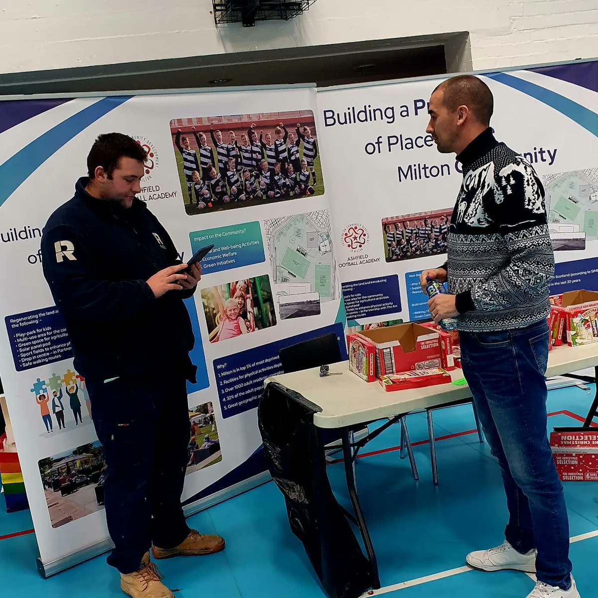 Ashfield Football Academy (@ashfieldcharity) on Twitter photo Local Xmas fayre community night π
Wow! What a night!
<a href="/ArcSteering/">Arc steering group</a> hosting a Xmas fayre tonight for all local vendors.
We managed to host our own pitch where we showcased our Pride of Place initiative for the community β€οΈ
Amazing night with amazing people πβ€οΈπ Local Xmas fayre community night π
Wow! What a night!
<a href="/ArcSteering/">Arc steering group</a> hosting a Xmas fayre tonight for all local vendors.
We managed to host our own pitch where we showcased our Pride of Place initiative for the community β€οΈ
Amazing night with amazing people πβ€οΈπ