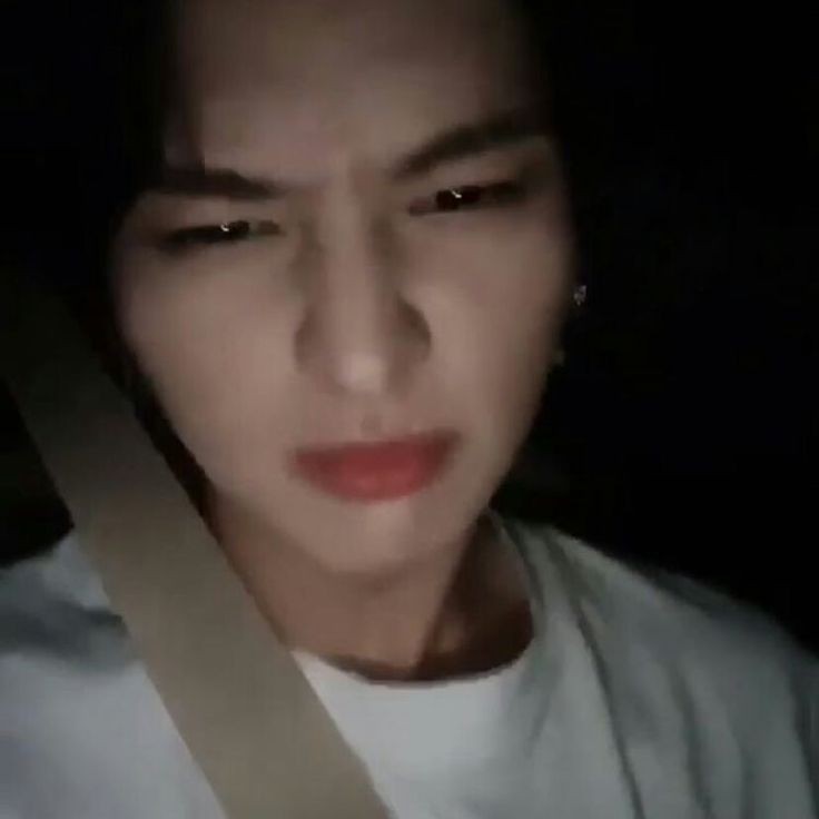 sushinesvt's tweet photo. #RESPECTLeeKnow
#LeeKnow
#ThankfulForLeeKnow 
Mano ele n merece toda essa merda q tá acontecendo ele é uma pessoa maravilhosa ele já tá com o psicológico ruim e vem esse povo sem noção e sem amor próprio pqp impressionante q é só em época de votação né https://t.co/EsFtiEqMTc