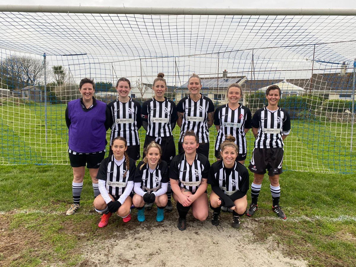 stagnesladiesfc's tweet photo. Last Sunday St.Agnes AFC Reserves enjoyed a great game and hospitality away at St.Buryan Ladies.
#goaggie https://t.co/WdhewJlpgH