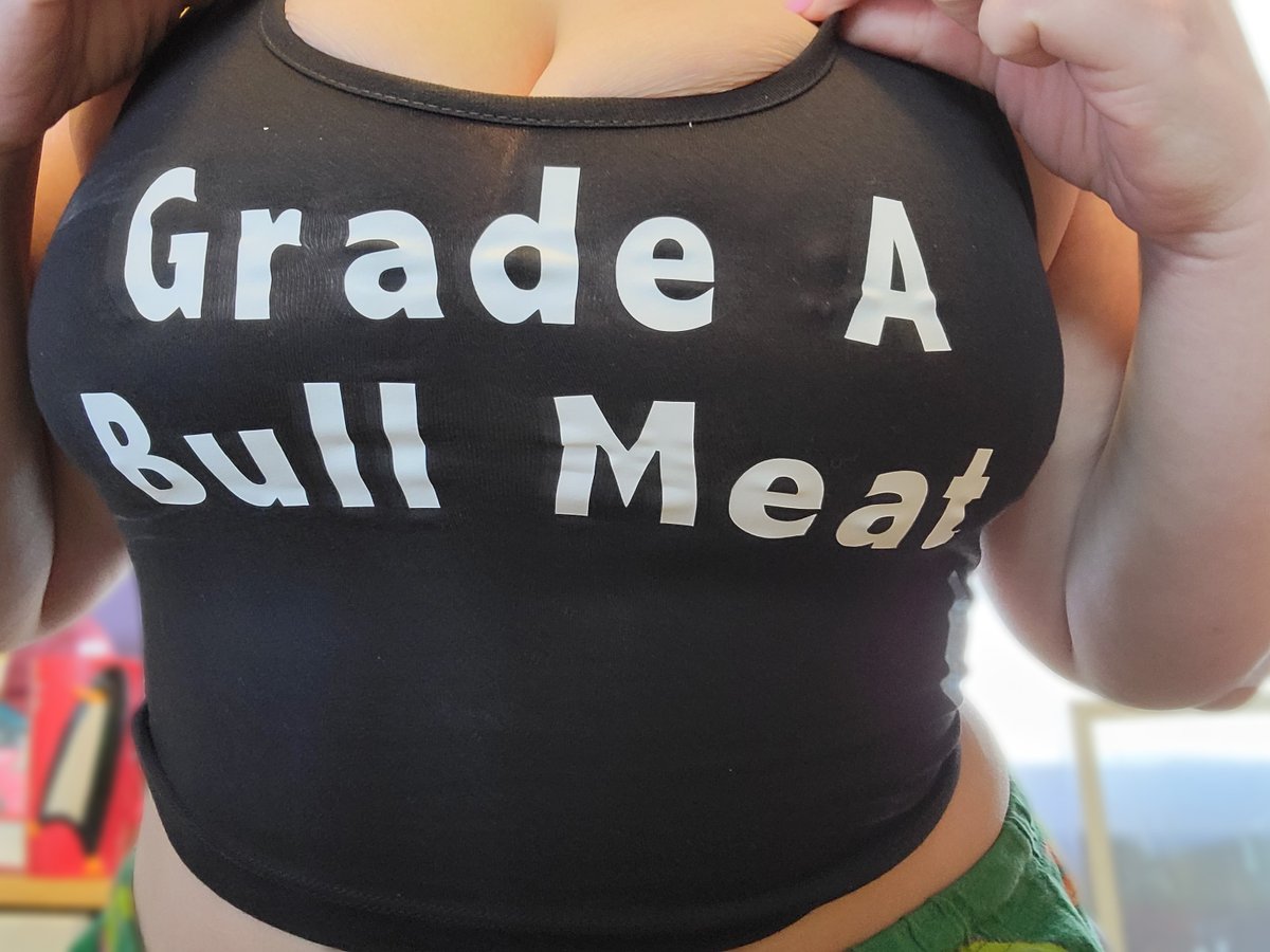 Content from chloecurveshotwife