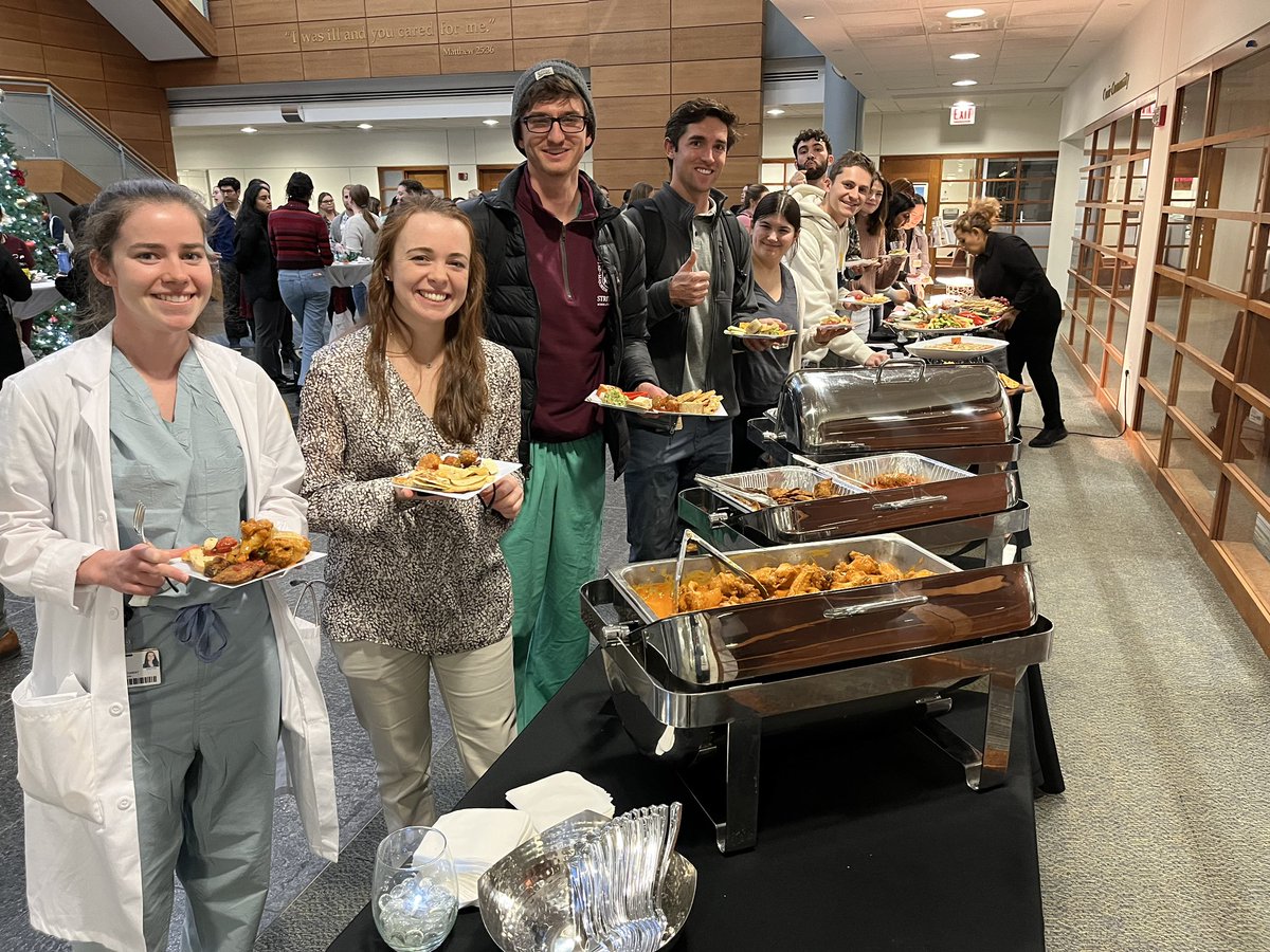 msu_ssom's tweet photo. We had a blast at our annual Student/Faculty Holiday mixer. Thanks to all those that were able to swing by! https://t.co/ao0jzVS6jI