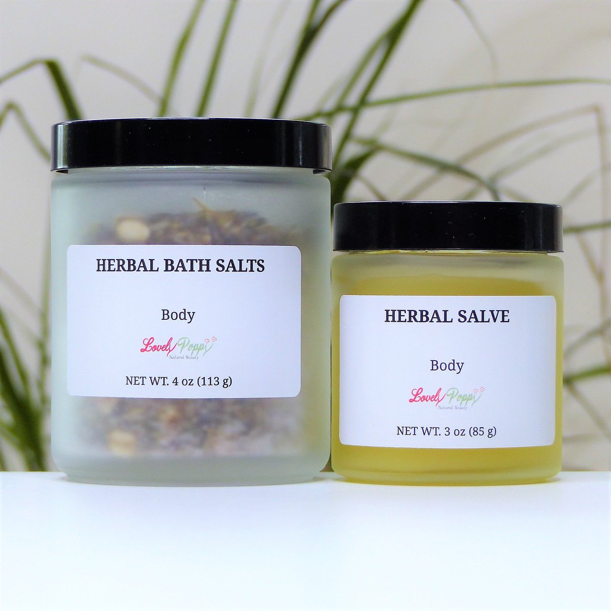 ButterflyBarATX's tweet image. TONIGHT: 🇫🇷 French Special Drinks + Paris 13 (French Comfort Food) + LovelyPoppy Natural Beauty (Natural Skincare Products) + Classical Music with French Pianist Jeanne Hourez, 6:30-7:30pm + Pre-show Video Installation at 7:30pm. Learn more here: vortexrep.org/35_consolation…