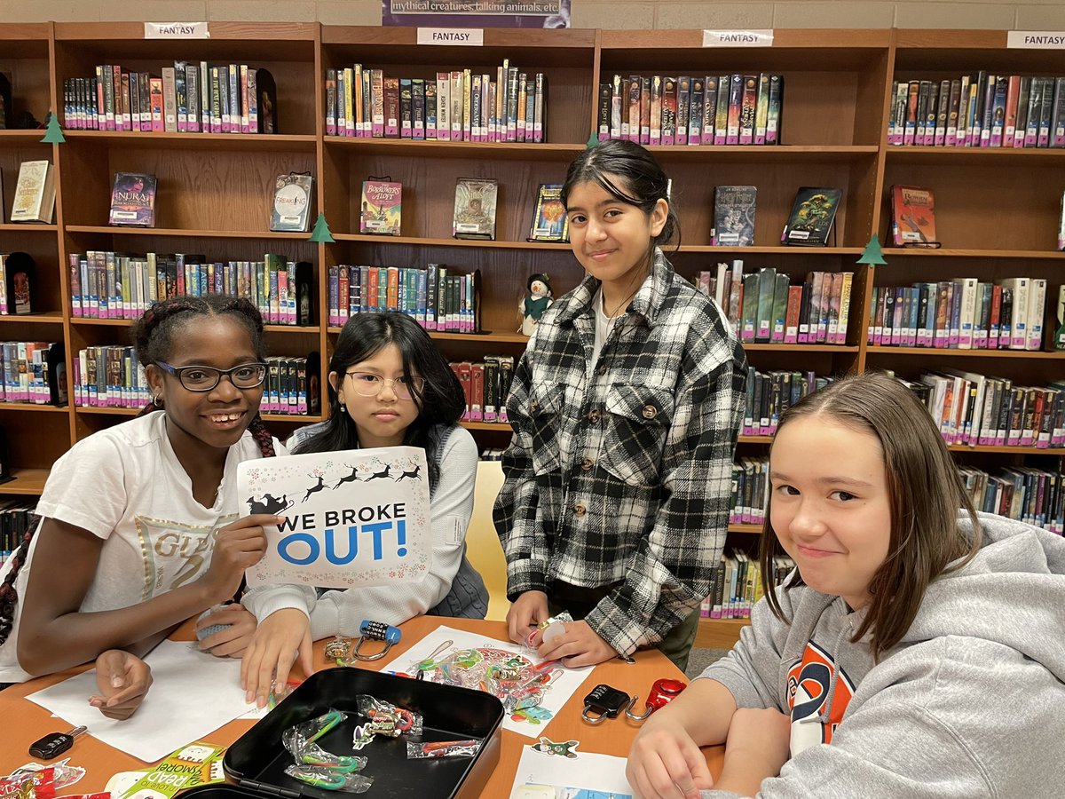 Murray F. Barber Middle School (@barbermsbraves) on Twitter photo Congrats to all three teams who ābroke outā of the Library Holiday BreakOutā activity this morning! <a href="/breakoutEDU/">Breakout EDU</a> Congrats to all three teams who ābroke outā of the Library Holiday BreakOutā activity this morning! <a href="/breakoutEDU/">Breakout EDU</a>