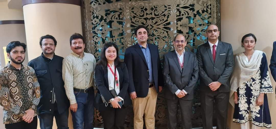 NomaNARehman's tweet photo. FM🇵🇰 Bilawal Bhutto Zardari congratulate to 🇮🇩 government on successful convening of #BDF15 in Bali & thank my team Pakistan Embassy Indonesia for their excellent work in support of 🇵🇰’s effective participation at this important Forum.
#Pakistan https://t.co/2OITg8k8Ck