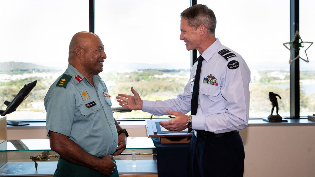 CAF_Australia's tweet photo. It was a pleasure to host Chief of the Papua New Guinea Defence Force, Major General Mark Goina in Australia this week.

Our discussions, including on the #PNG Future Aviation Plan are paving the way for the future of our strong defence partnership. 🇵🇬 🇦🇺 

@AusAirForce https://t.co/0seyKG5oTc