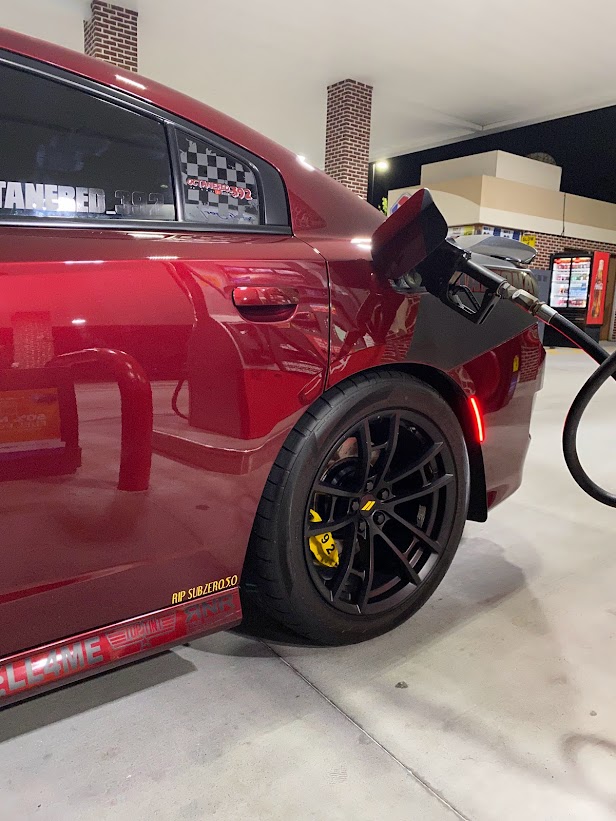 octanered392's tweet photo. Hi Guys! #saveatthepump if you have to fill-up on this #thirstythursday. Use this link or enter my promo code EWV57J to get an extra 15ยข/gal cash back on gas on your first fill-up: https://t.co/HsAj3SYARG
#octanered392 https://t.co/IZPGYYwg9Q