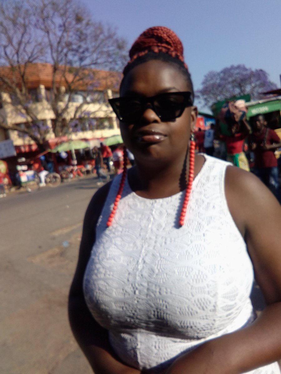 ___Surea's tweet image. Pakati pa msumba 
#Pala_vyamba