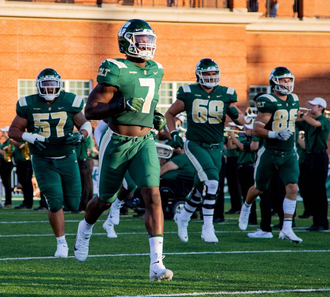 After a great conversation with <a href="/CoachM_Miller/">Mike Miller</a> i am blessed to say i have received a PWO to play football at UNC Charlotte!AGTG! @CCvikingFB <a href="/CoachZachBev/">zach bevilacqua</a>