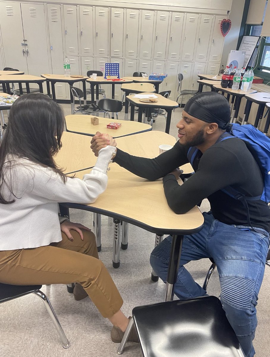 DrAGuarino's tweet photo. Celebrated the end of the marking period with pizza, board games, and a little bit of arm wrestling! I definitely overestimated my arm wrestling abilities 😂 #NewDorpHighSchool #DeltaAcademy https://t.co/b2yJziOEXz
