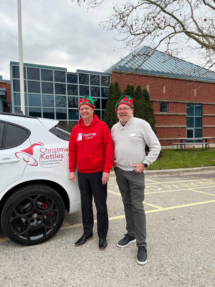 lstartweets's tweet photo. HUGE THANKS to Alfa Romeo / Maserati of London for driving us around London today as we visited our LSTAR Members at their Kettles throughout the city! And especially to our amazing driver Matias!
#LSTAR #REALTORS #London #StThomas #SalvationArmy #ChristmasKettles #KettleDrive https://t.co/cIjbItWQhJ