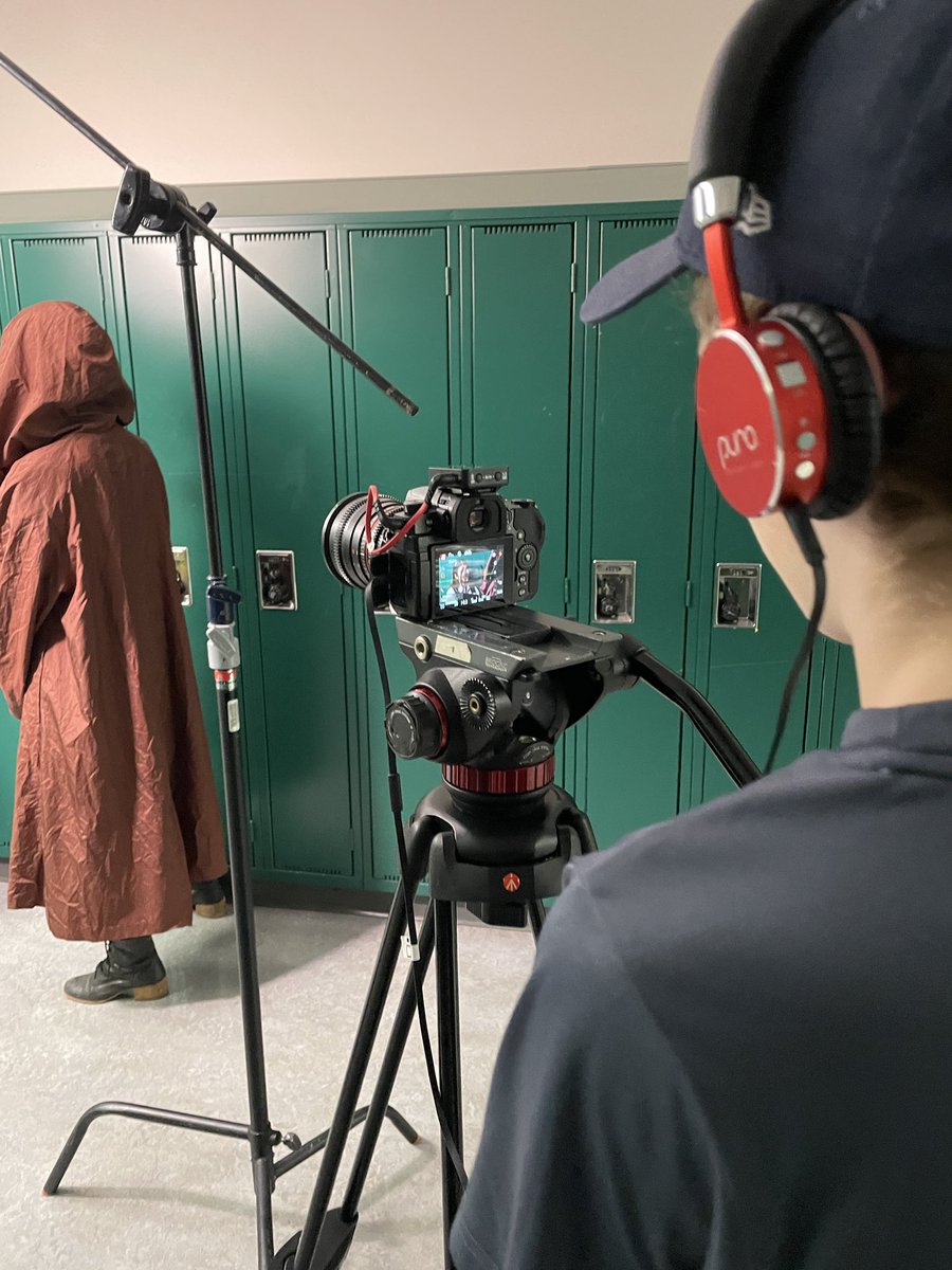 Second to last day of filming for Otages de Fromage! Filming at DSS today and we even managed to wrap ahead of schedule. 

#filmmaking #studentlife #studentfilm #filmlighting @deltafilmacademy <a href="/deltasd37/">DeltaSchoolDistrict</a>