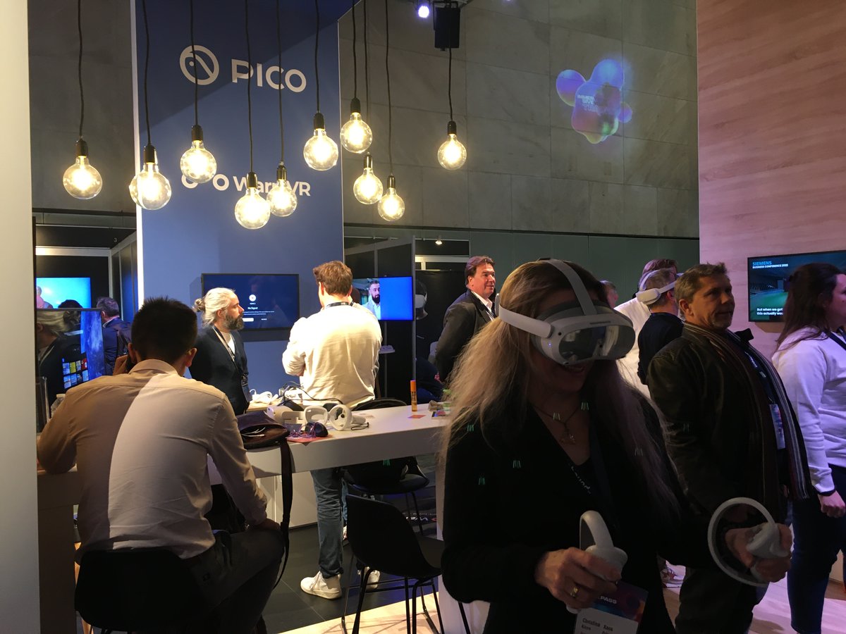 XaoS 💜😎 tweet media