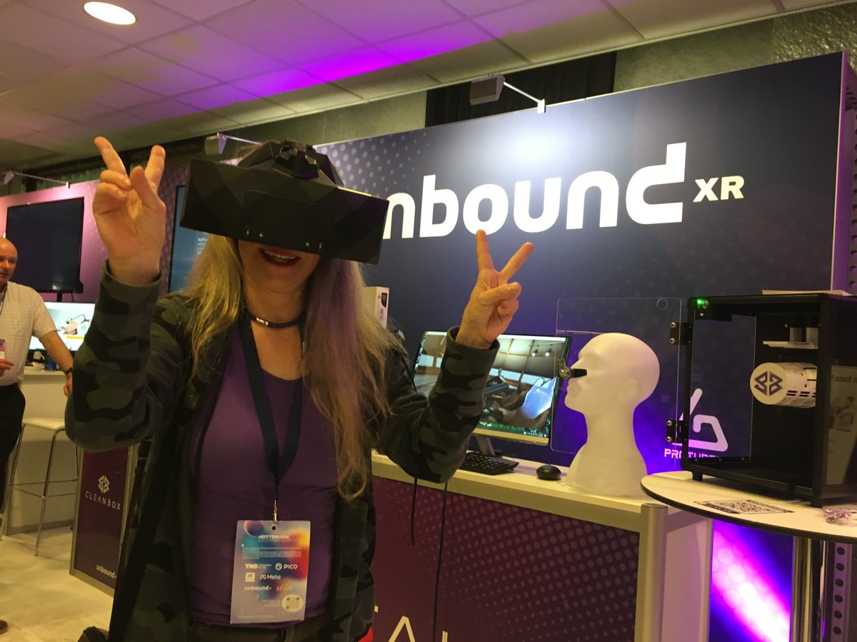 XaoS 💜😎 tweet media