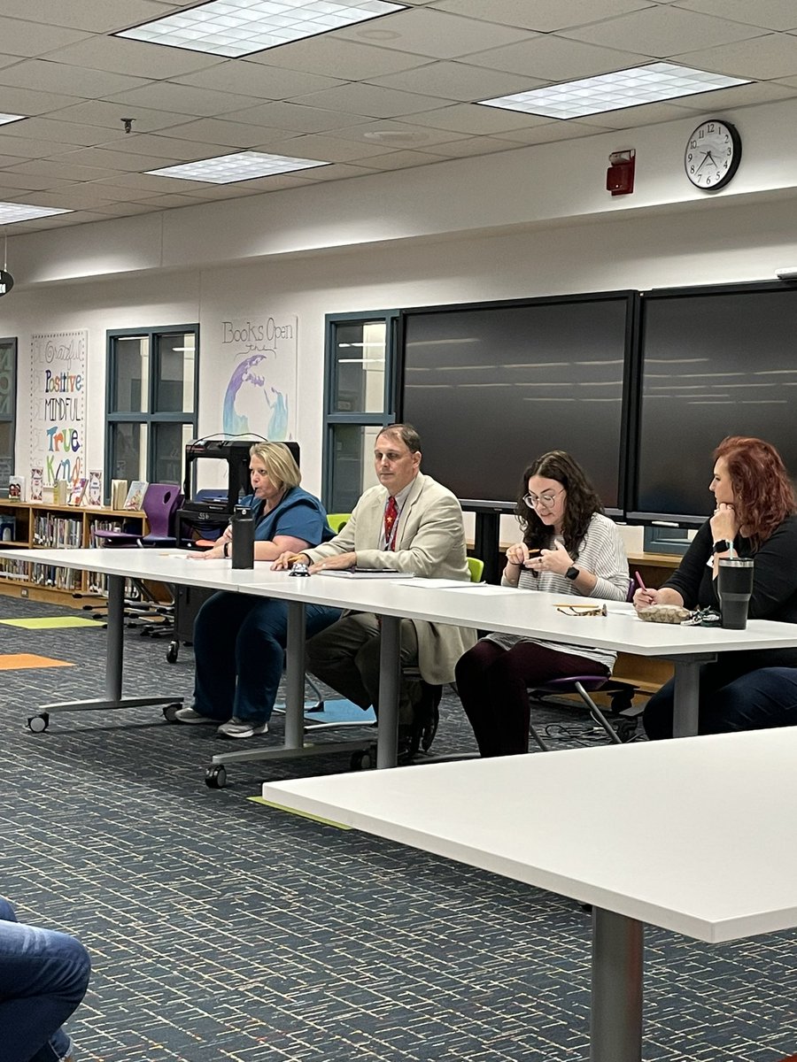 Landstownms's tweet photo. Our yearly Spelling Bee is underway! Thank you to our pronouncer, Ms. Bertucci, and our judges Dr. Makovec, Ms. Uhler, and Ms. McLaughlin. https://t.co/AeighsYOnu