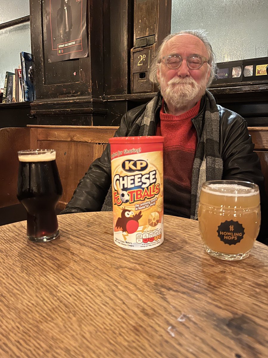 RealLordPowell's tweet photo. IT’SSSSS CHRISTMASSSSS (cheers ⁦@kmflett⁩) https://t.co/m0B442ASrY